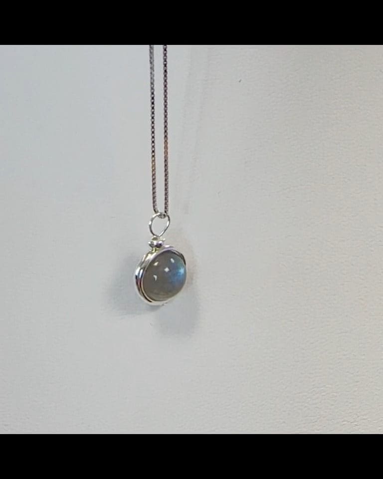 Colar de Prata 925 com Pingente Bola Labradorite AA 10mm